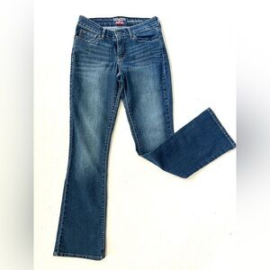 Classic Blue Levi’s Modern Bootcut Women's Jeans